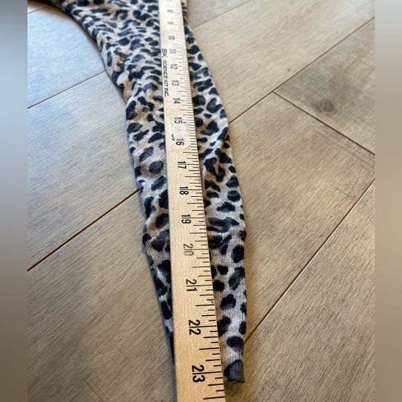 Women’s Chico’s Open Sweater Cardigan Leopard Purple Paisley Sz 2 Large - Picture 10 of 10